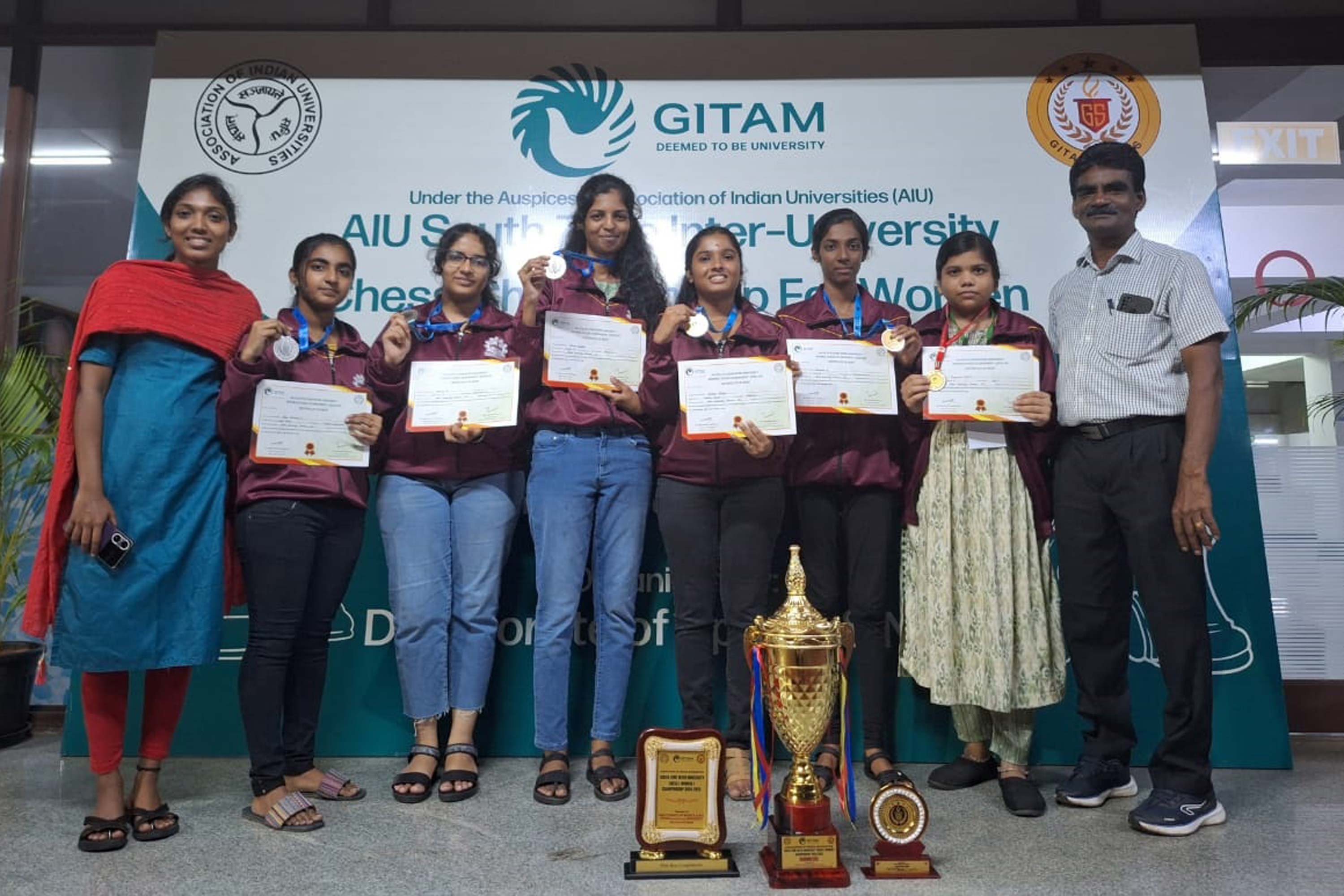 All-India-South-Zone-Chess-AU-Runners